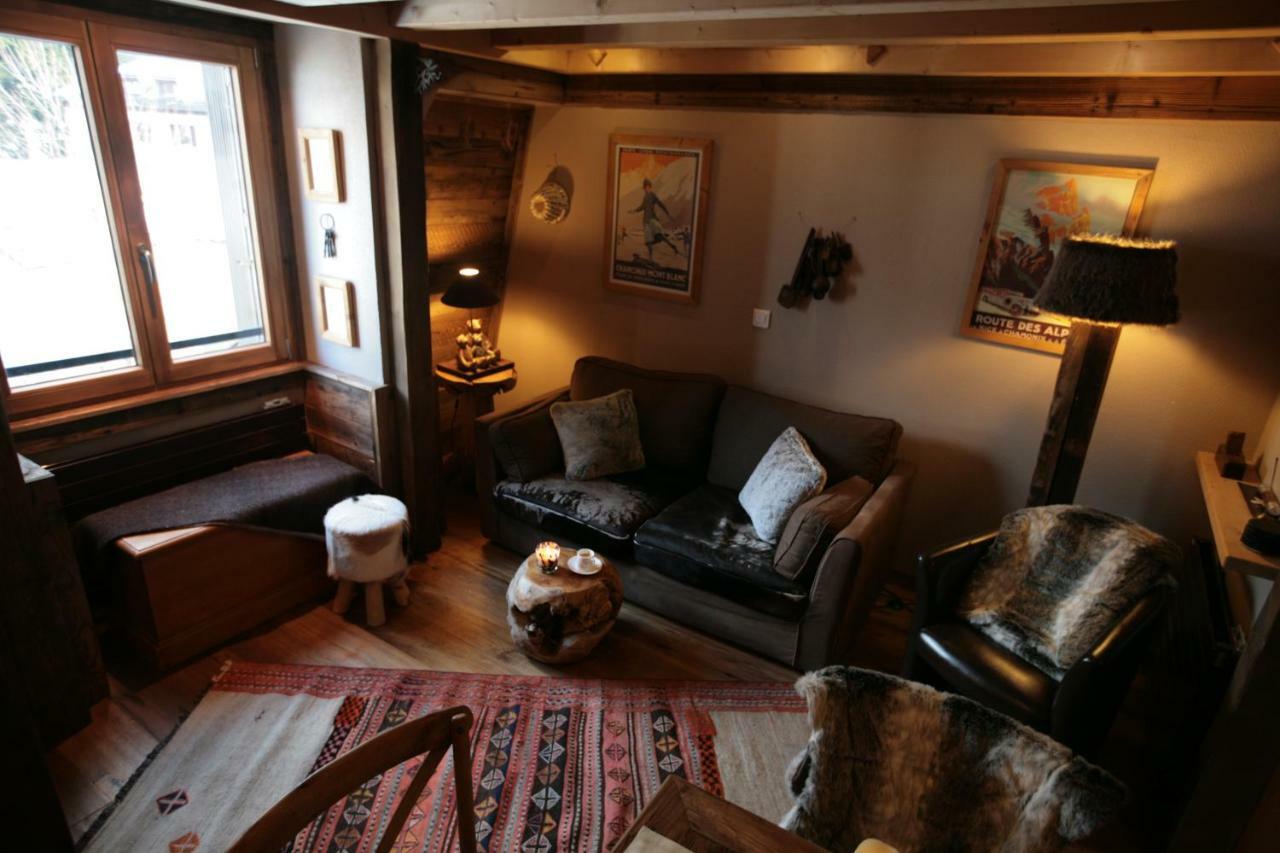 Appartamento Duplex En Vieux Bois Hyper Centre Chamonix Esterno foto