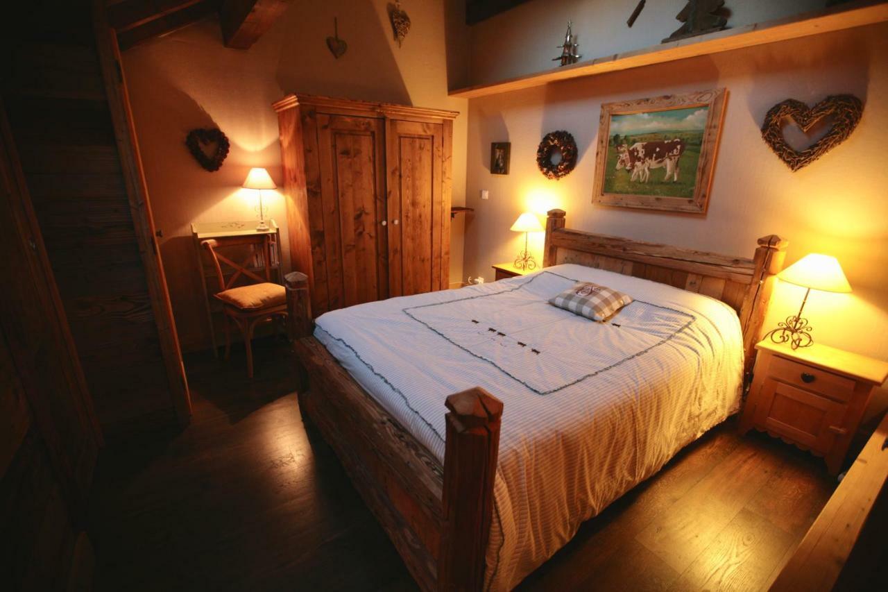 Appartamento Duplex En Vieux Bois Hyper Centre Chamonix Esterno foto