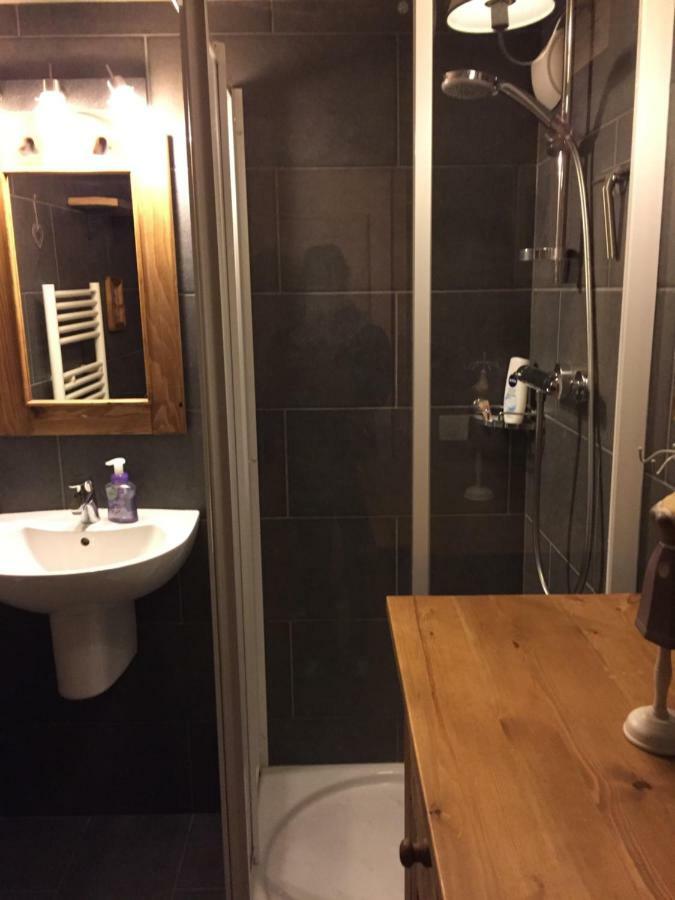 Appartamento Duplex En Vieux Bois Hyper Centre Chamonix Esterno foto